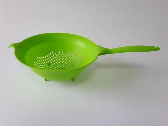 Друшляк пластиковий круглий Сито пластмасове з довгою ручкою D 19,5 cm L 36 cm 19220 фото