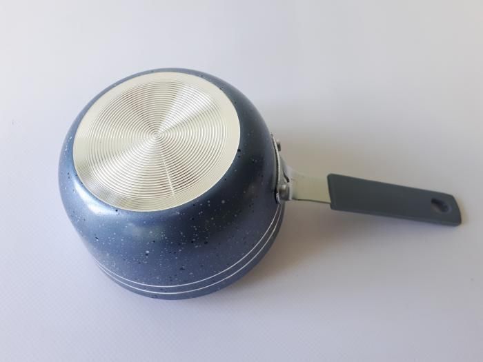 Ковш тефлоновый с силиконовой ручкой d 11,5 cm, L 24 cm, h 6 cm. 350 мл 19257 фото