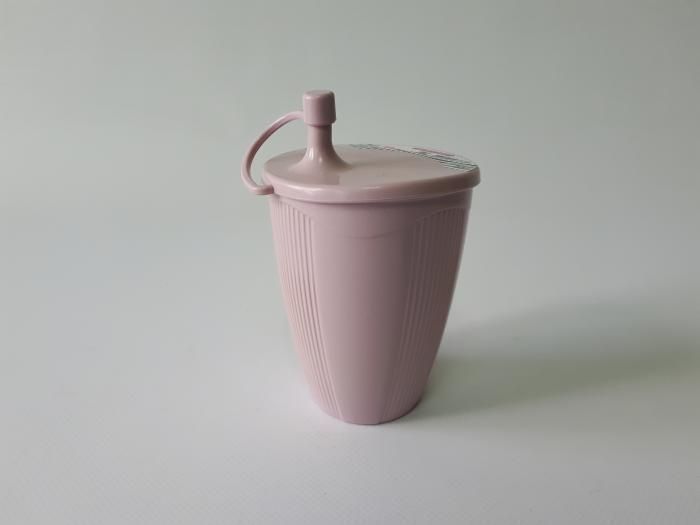 Стакан-поилка пластиковый DS-284 с трубочкой и крышкой D 7,5 cm H 10 cm 19254 фото