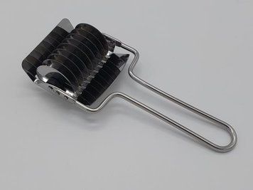Нож роликовый для нарезки лапши и теста из нержавеющей стали L 16 cm W 6 cm 18963 фото