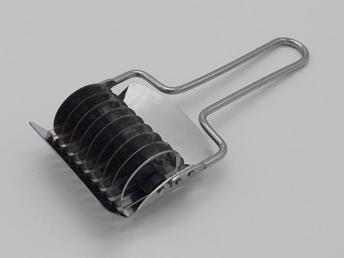 Нож роликовый для нарезки лапши и теста из нержавеющей стали L 16 cm W 6 cm 18963 фото
